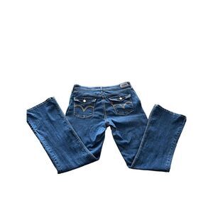 Levi’s  mid rise flare Leg cut jeans size 31x32